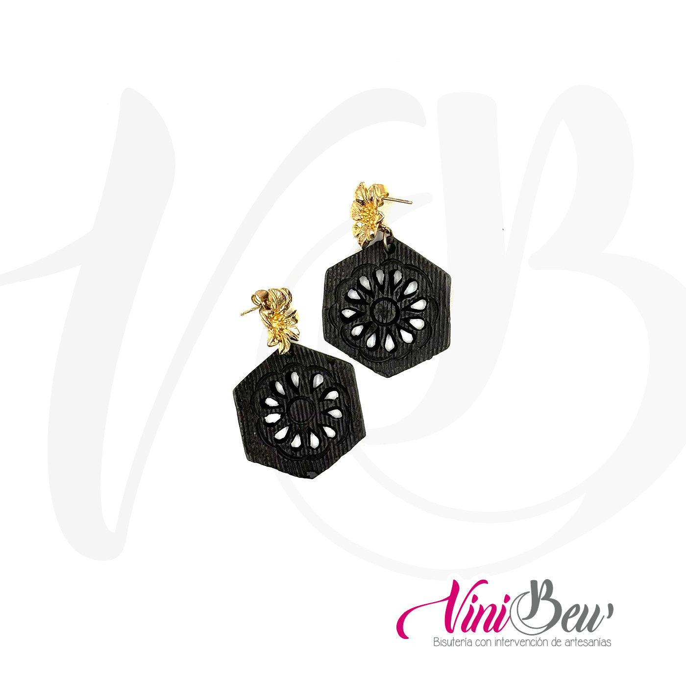 Aretes Hexágono de Barro Negro