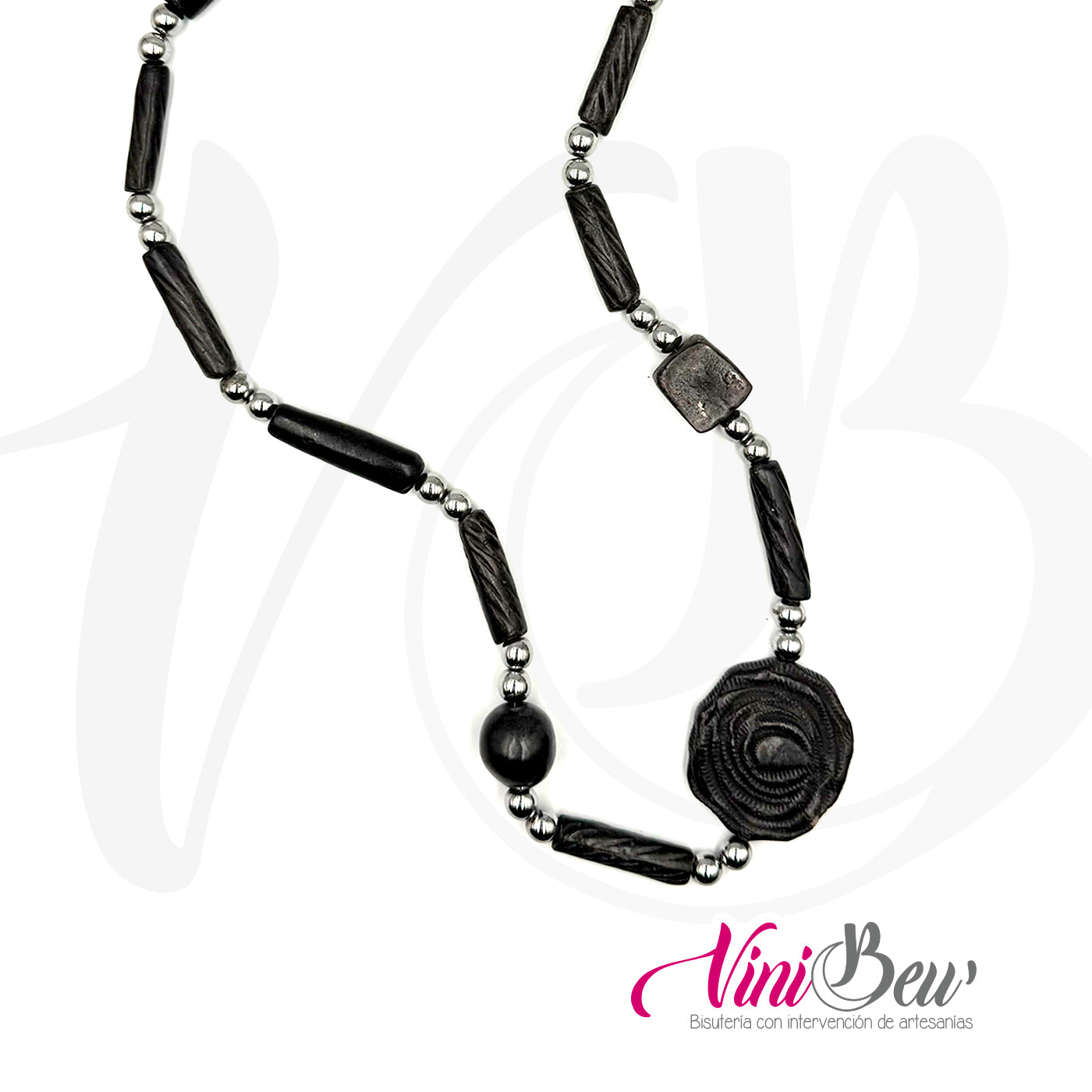 Collar Figuras Barro Negro