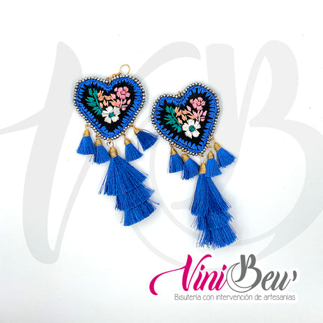 Aretes Maxi Corazón Bordado