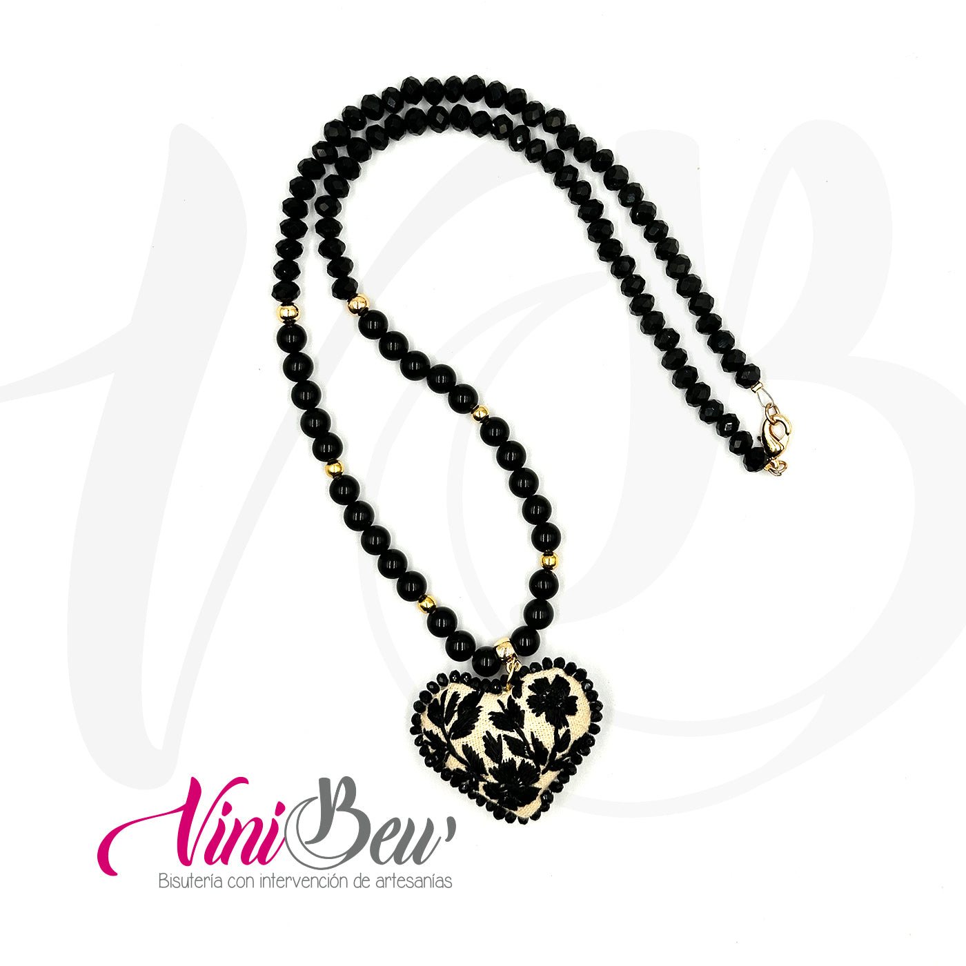Collar Corazón Bordado