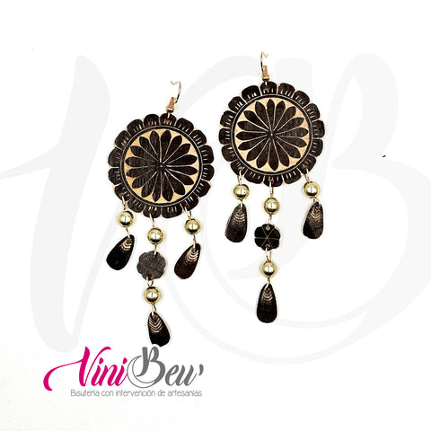 Aretes de Jícara Labrada