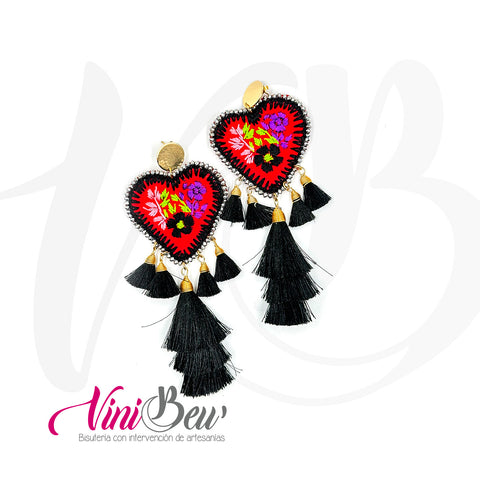 Aretes Maxi Corazón Bordado