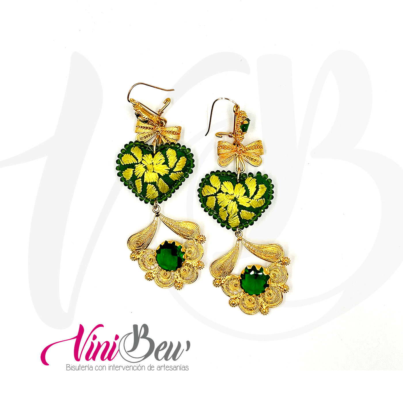 Aretes Corazón Bordado con Filigrana