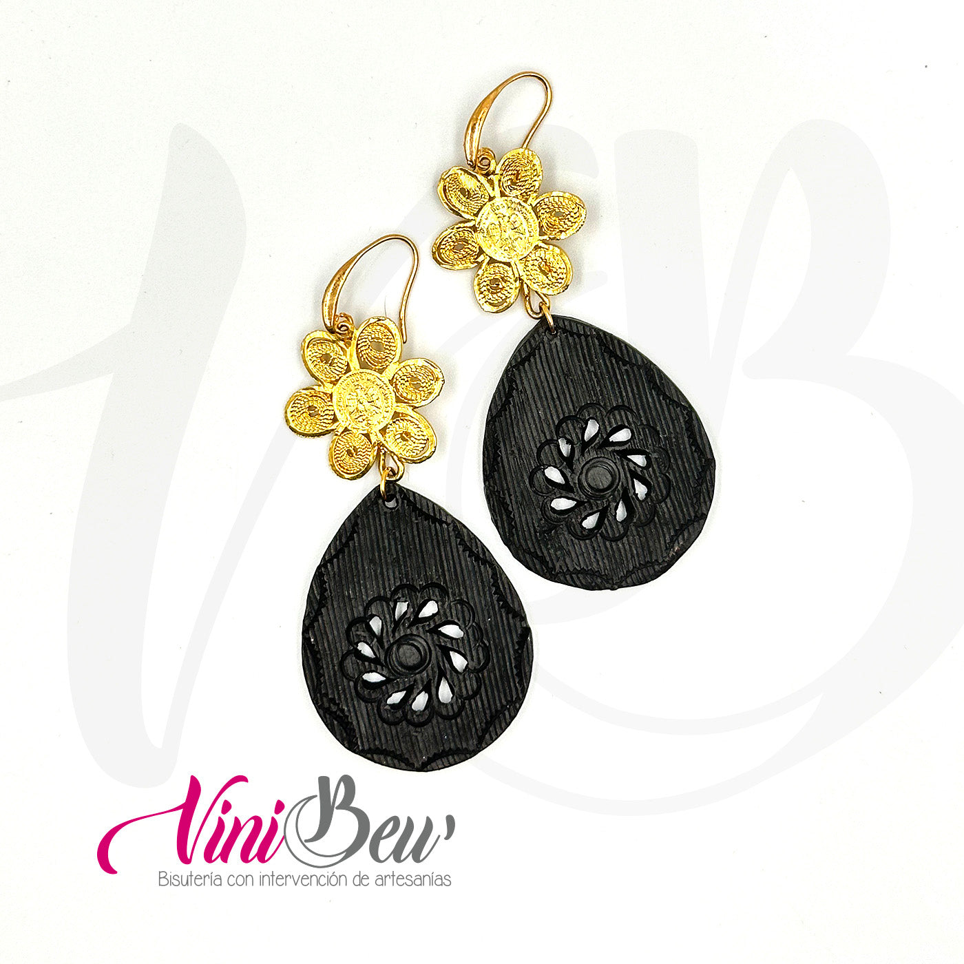 Aretes Gota de Barro Negro con Filigrana