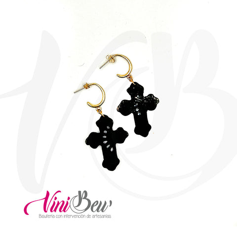 Aretes Corazón de Barro Negro con cristales