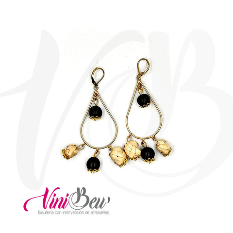 Aretes gota de chapa con barro negro