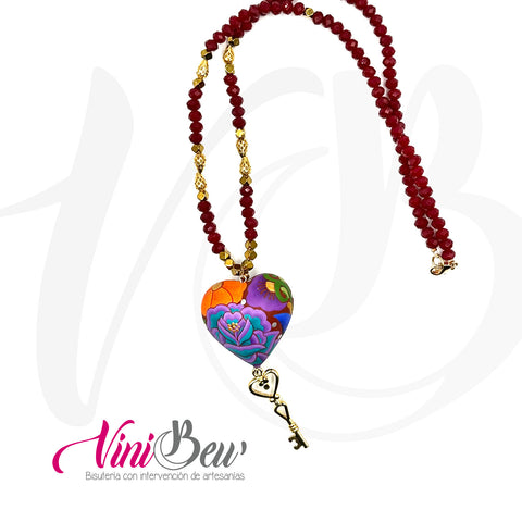 Collar con dije dorado del Istmo