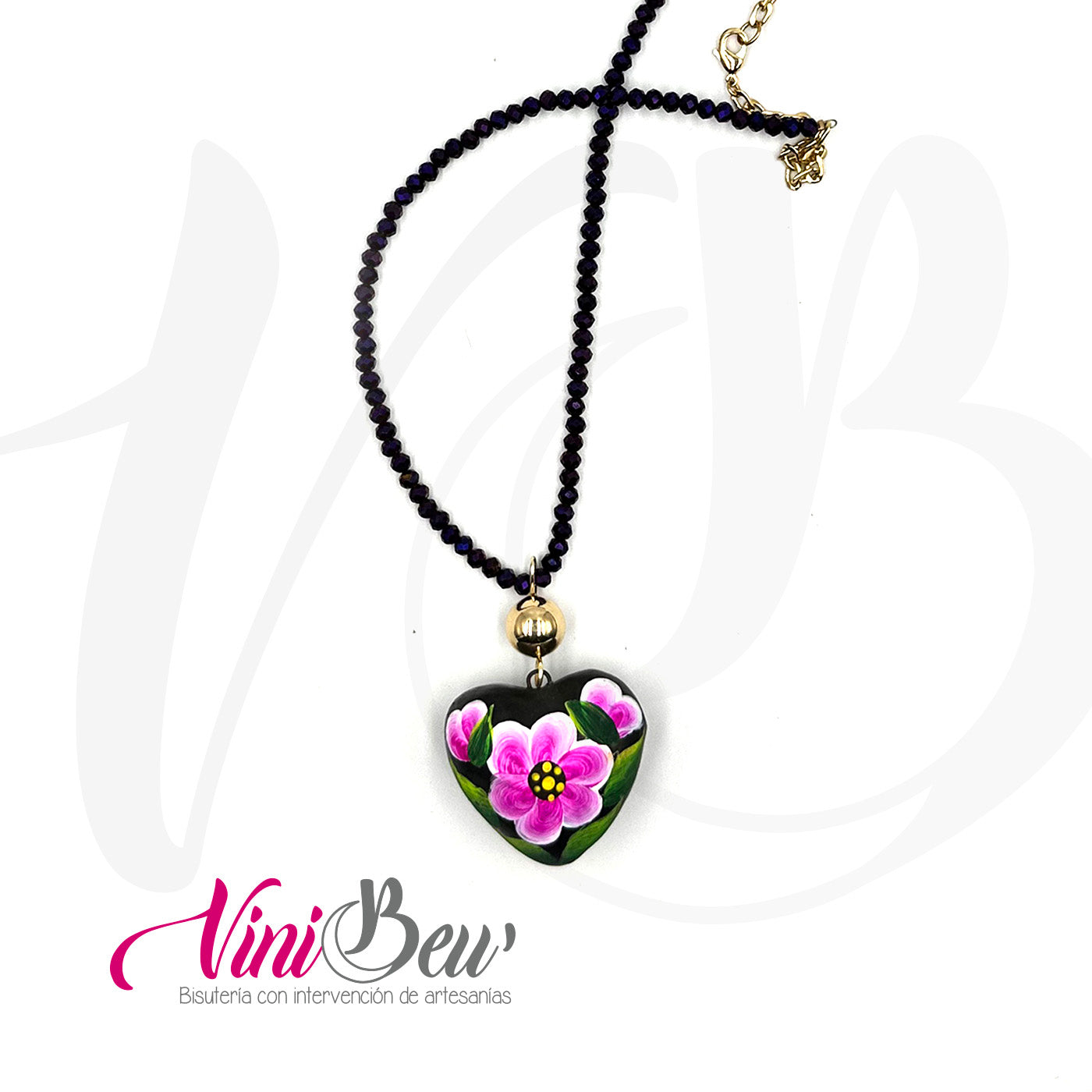 Collar Barro Negro Corazón Pintado