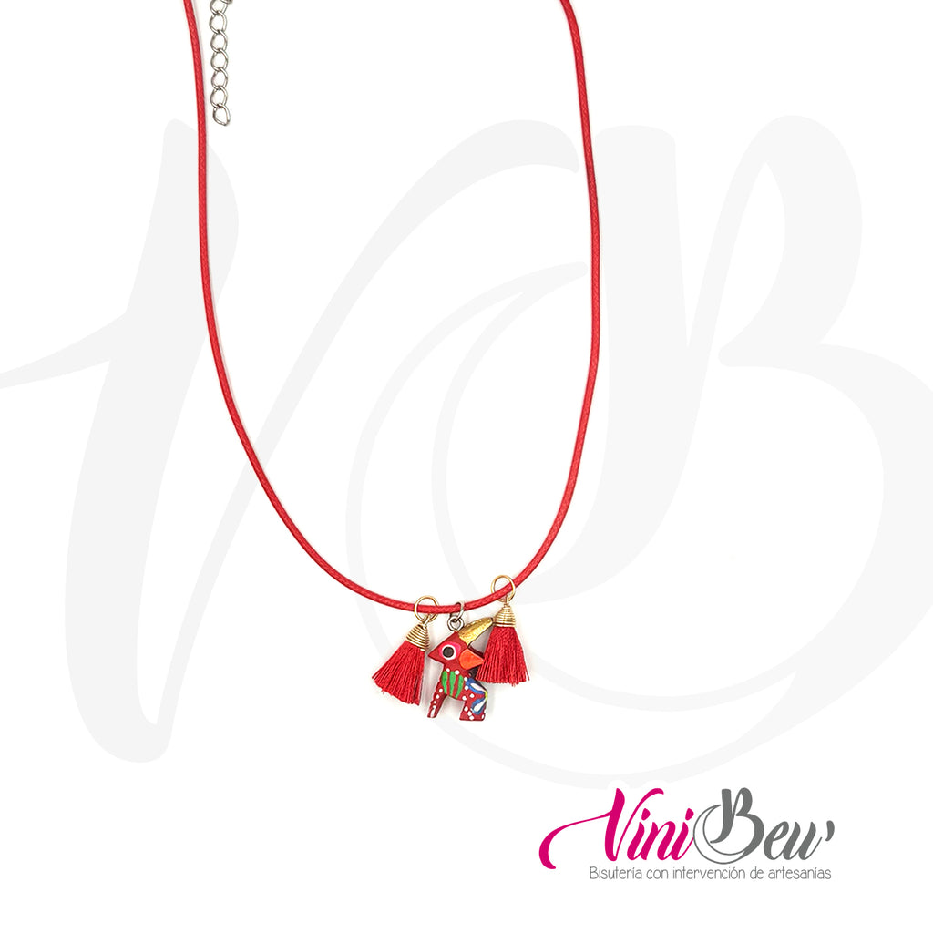 Modelo 9 - Collar con alebrije mini