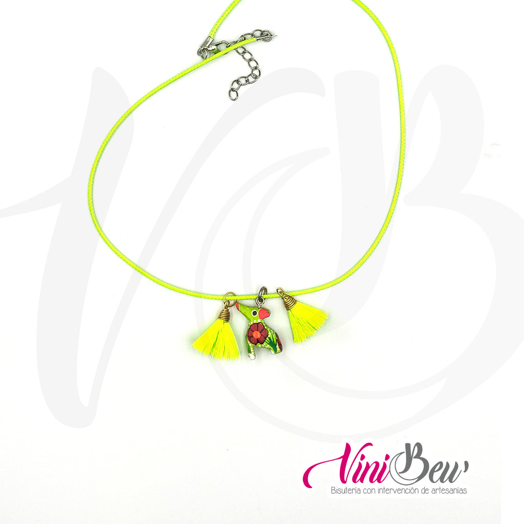 Modelo 9 - Collar con alebrije mini