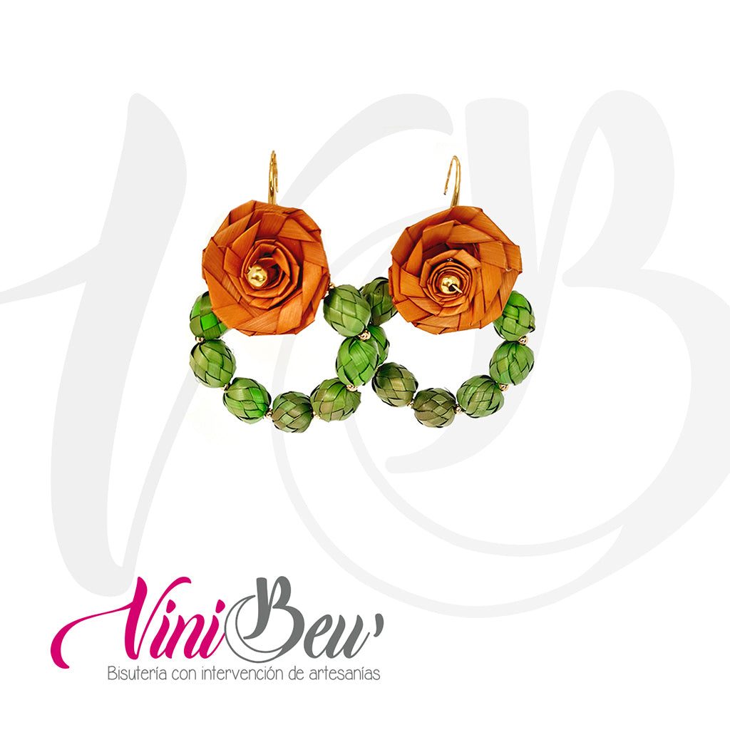Aretes petatitos con flor de palma