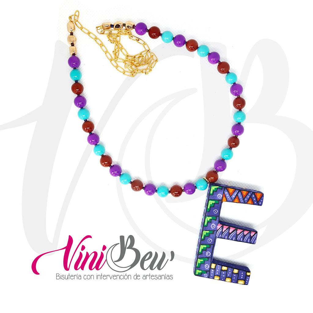 Collar Letra de Alebrije