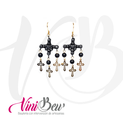 Aretes de Yalalag en Barro Negro